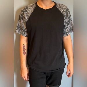 Forever 21 Black Short Sleeve Tee with Paisley Accents